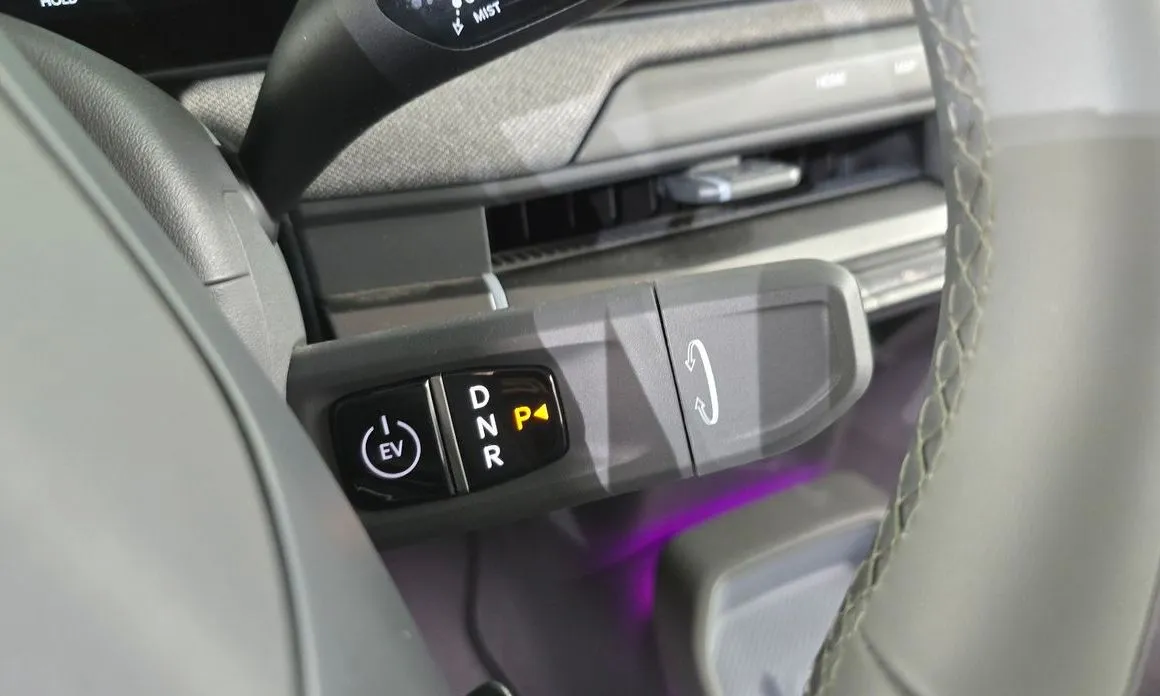 Kia EV3 — фото 2