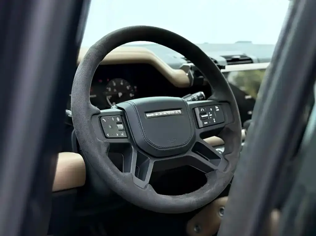 Land Rover Defender — фото 3