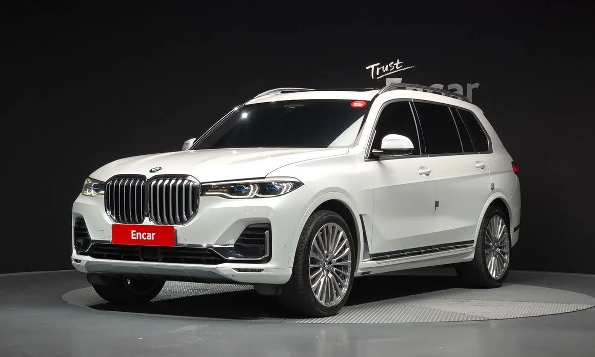 BMW X7 — фото 1