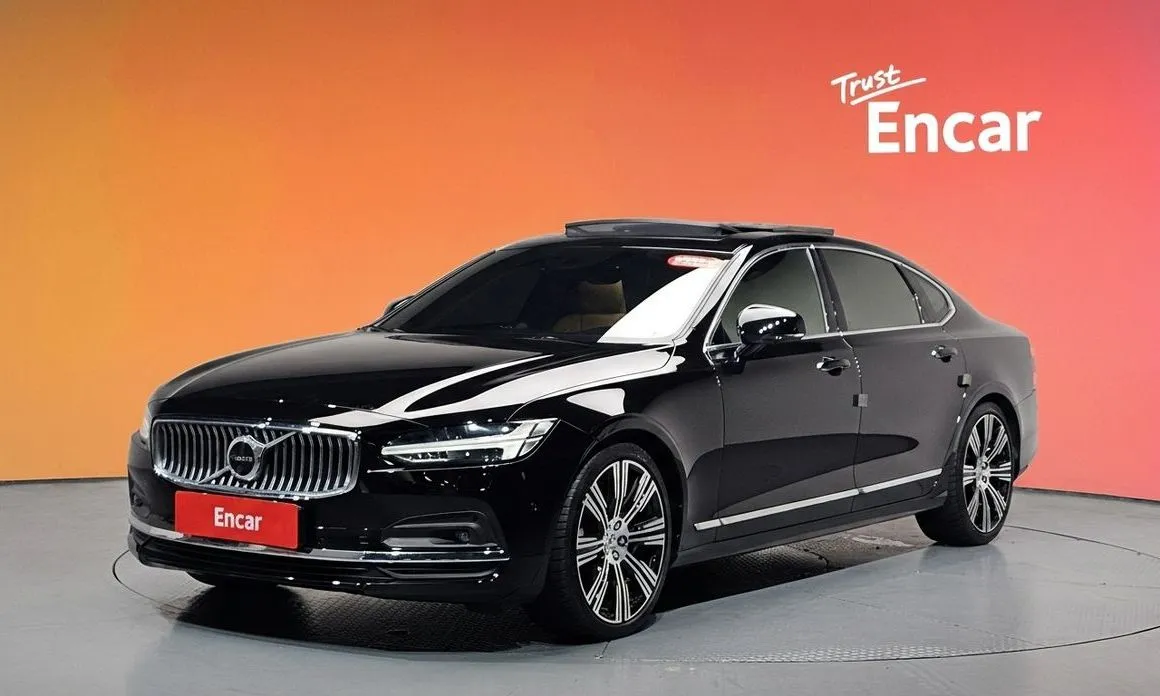 Volvo S90 — фото 1