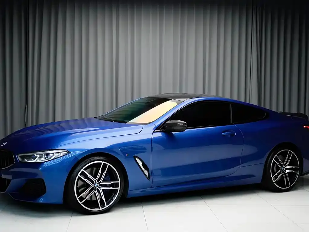 BMW 8 Series — фото 5