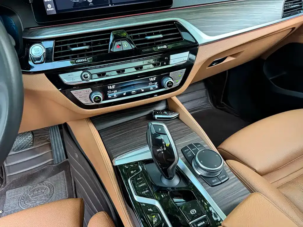 BMW 6 Series GT — фото 2