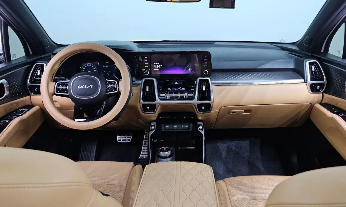 Kia Sorento — фото 8