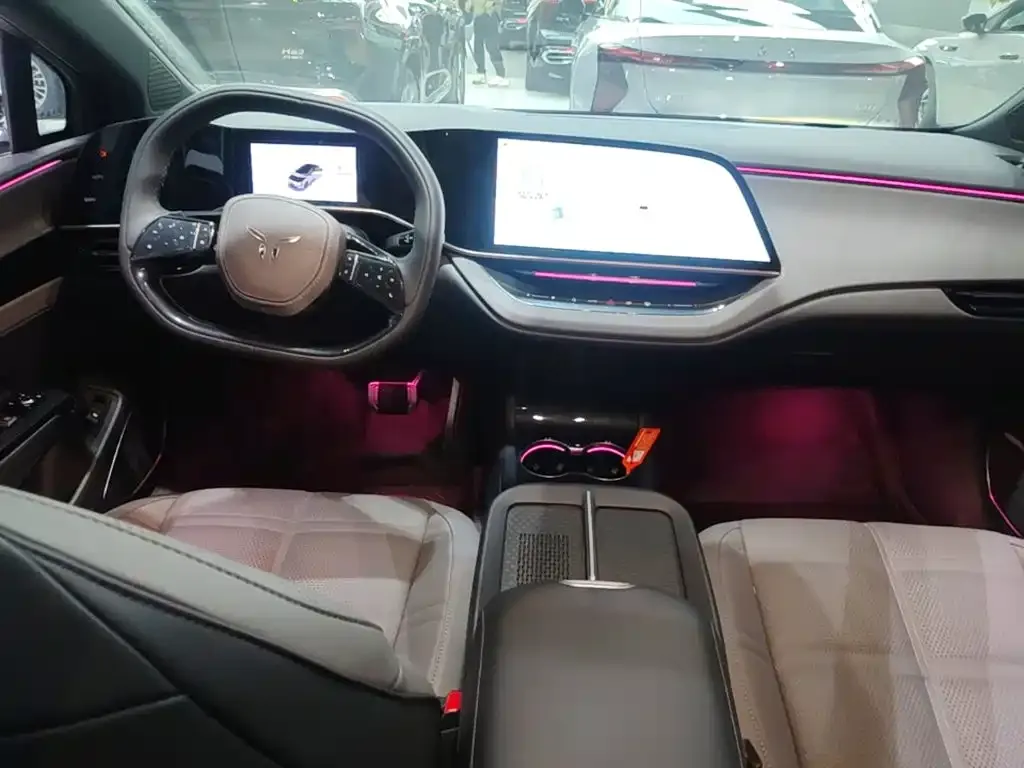 Hongqi EH7 — фото 2