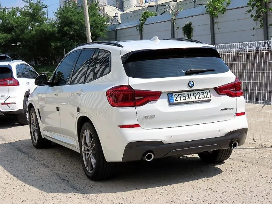 BMW X3 — фото 10