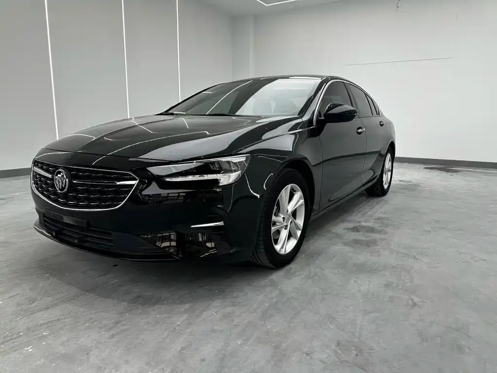 Buick Regal — фото 1