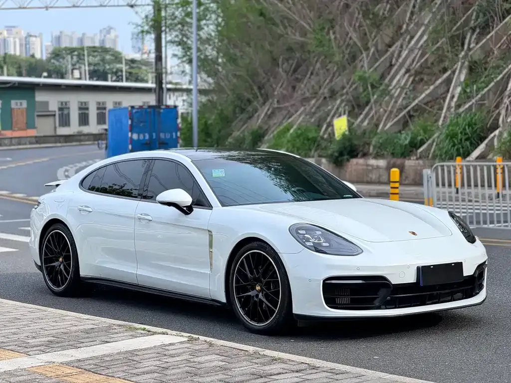 Porsche Panamera — фото 6