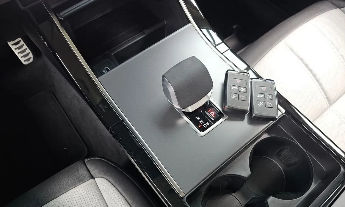 Land Rover Range Rover Evoque — фото 2
