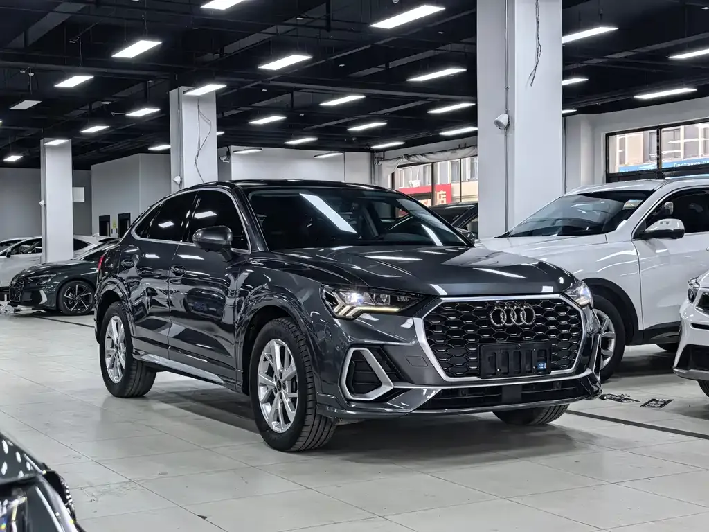 Audi Q3 Sportback — фото 6