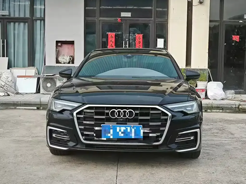 Audi A6L — фото 10