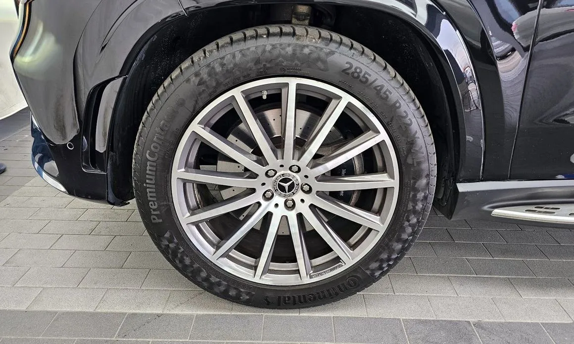 Mercedes-Benz GLS-Class — фото 9
