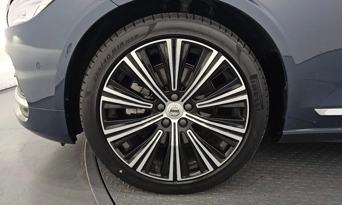 Volvo S90 — фото 10