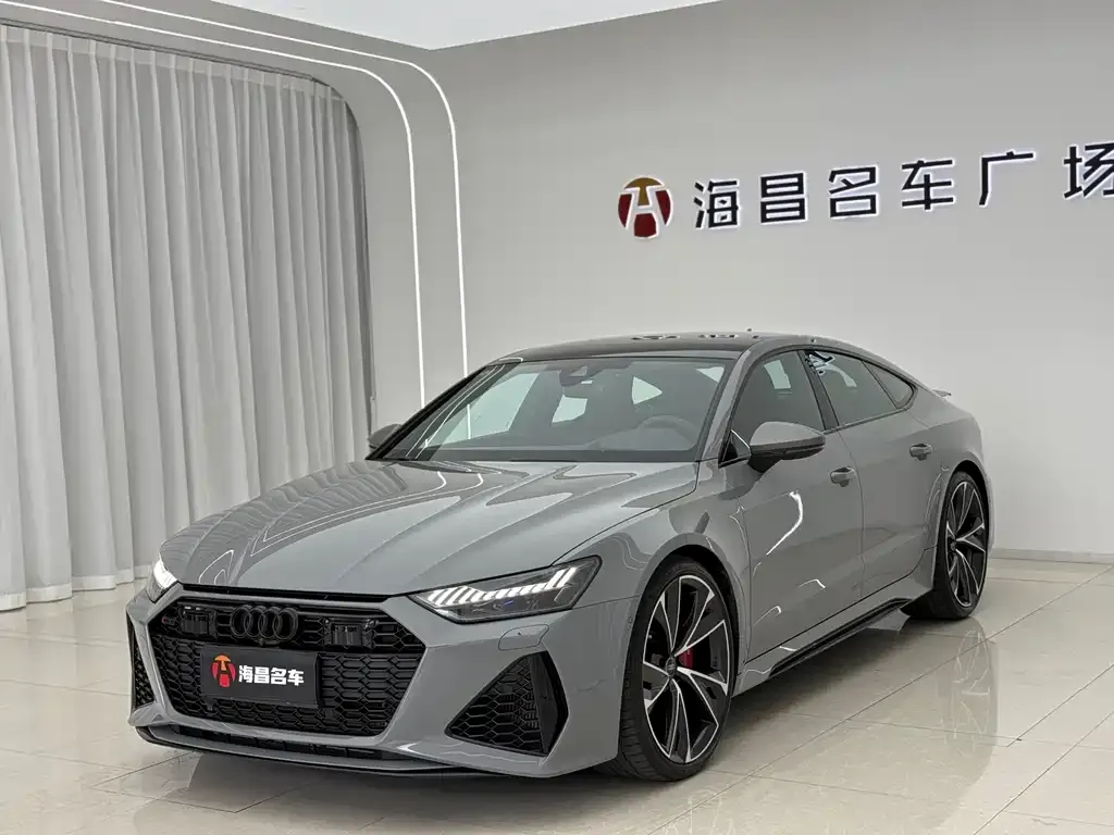 Audi RS 7 — фото 7