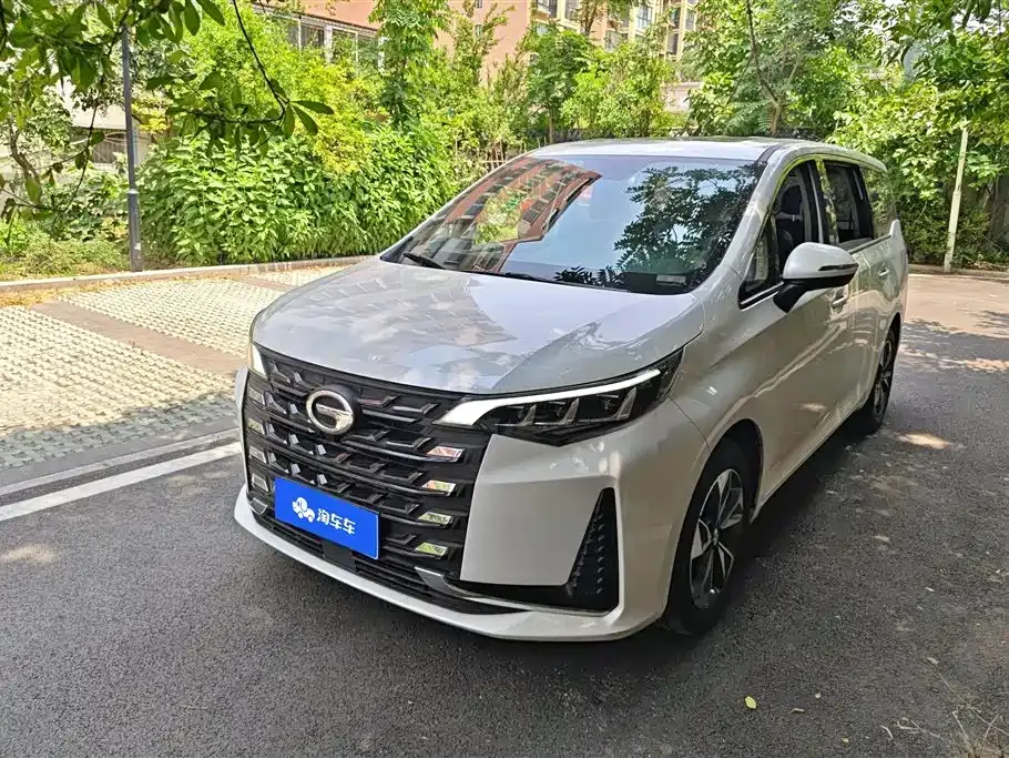 GAC Motor Trumpchi M6 — фото 1
