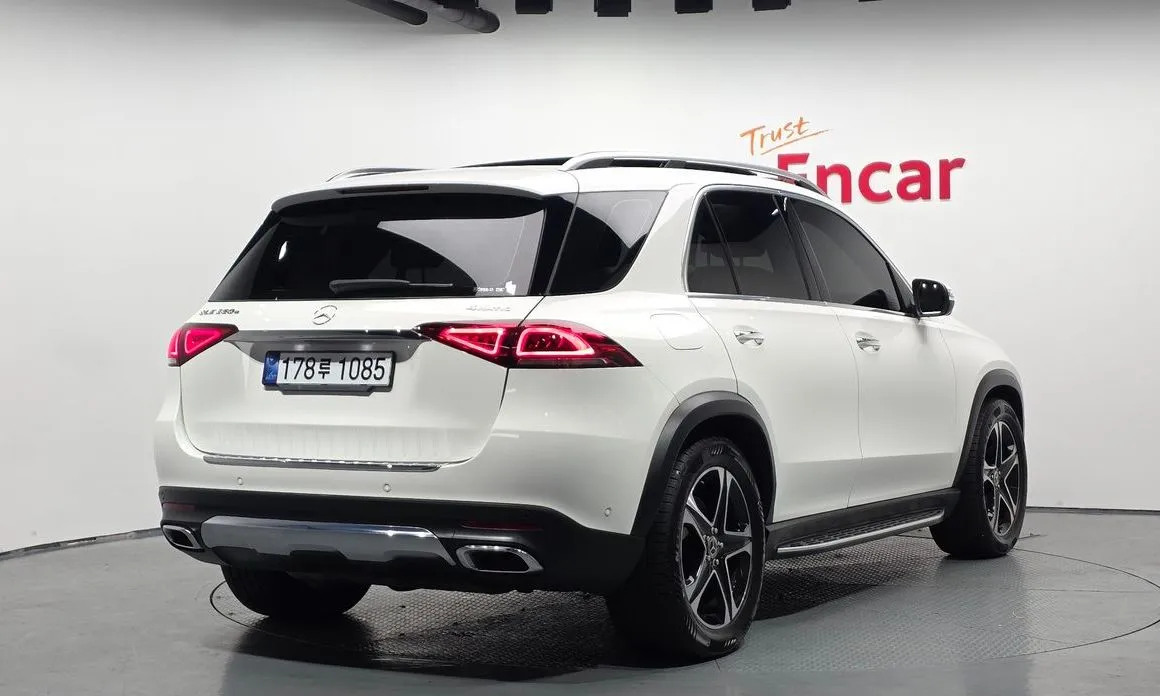Mercedes-Benz GLE-Class — фото 6