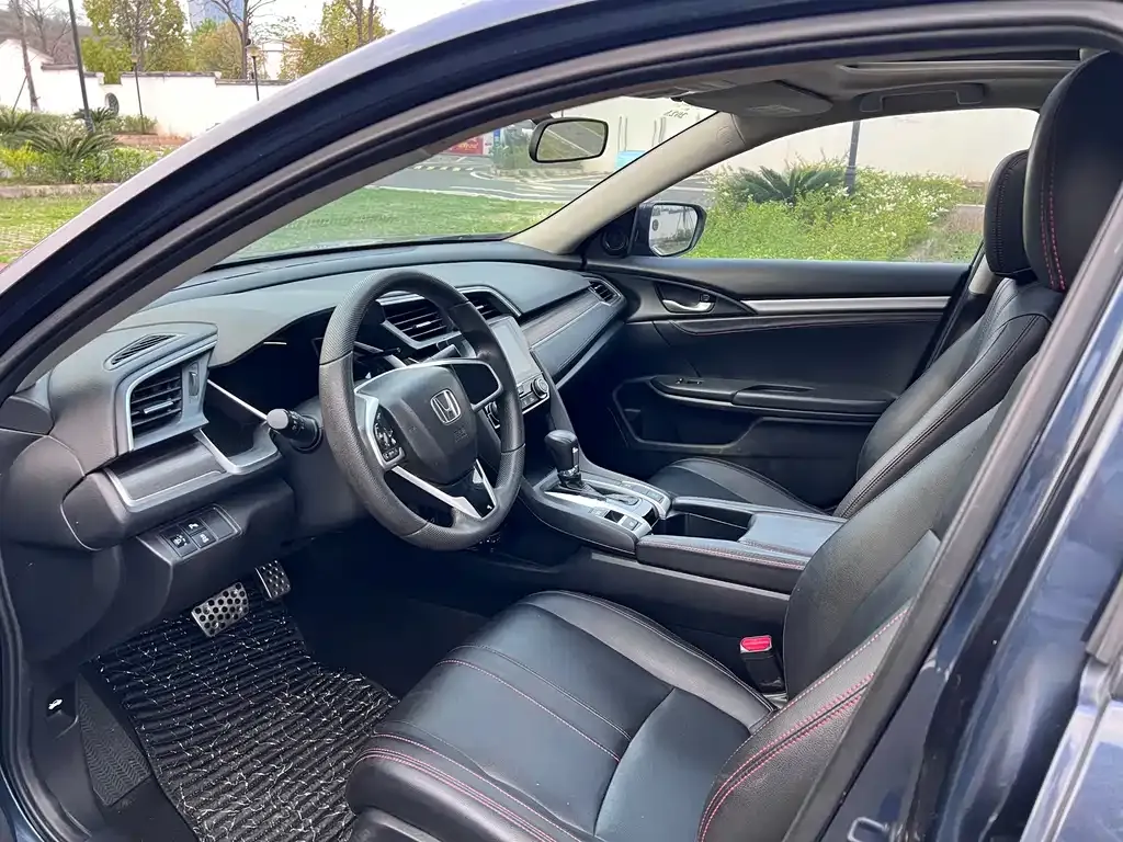 Honda Civic — фото 3