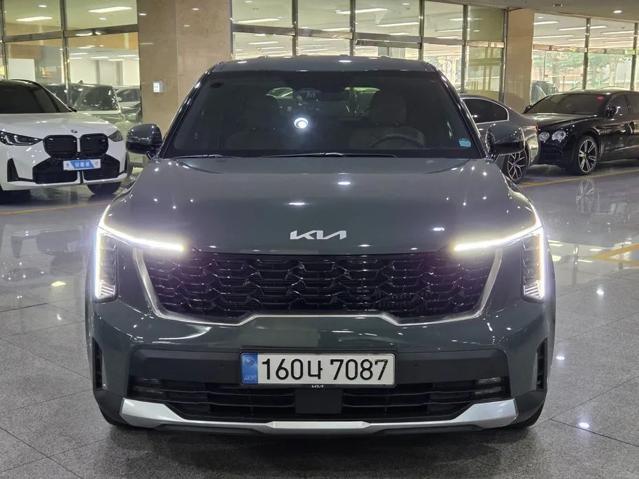 Kia Sorento — фото 5