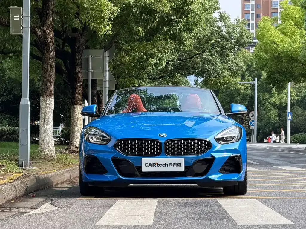 BMW Z4 — фото 5