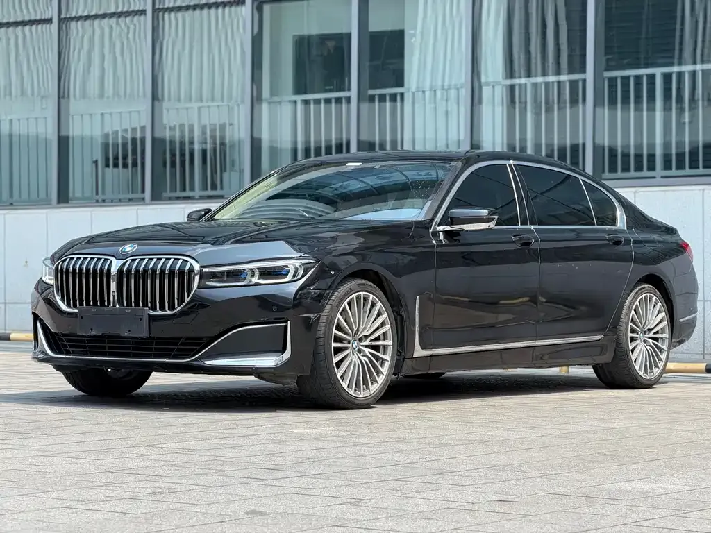 BMW 7 Series — фото 3