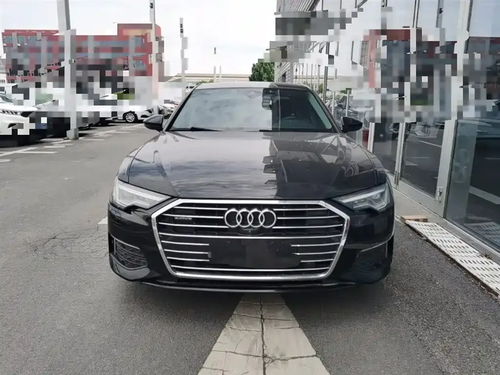 Audi A6L — фото 6