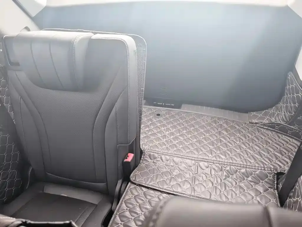 Chery Tiggo 8 PRO — фото 10