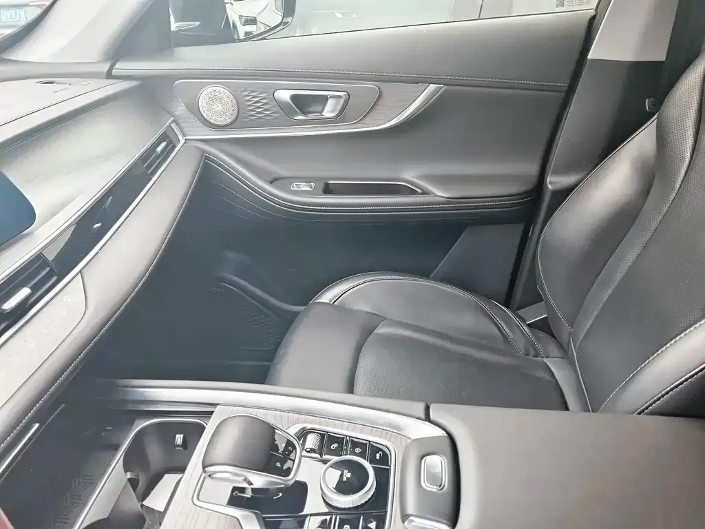 Chery Tiggo 8 PRO — фото 3