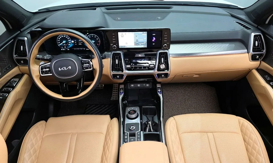 Kia Sorento — фото 5
