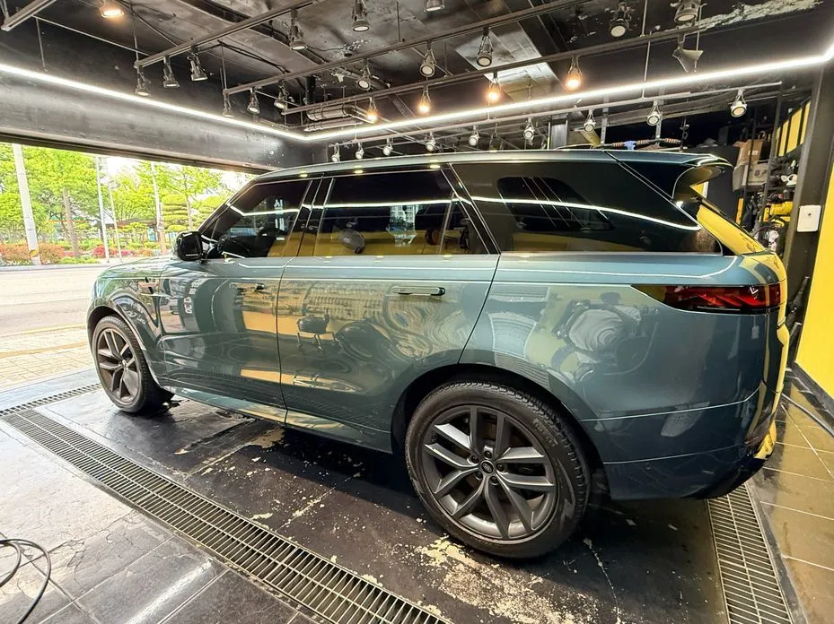Land Rover Range Rover Sport — фото 6