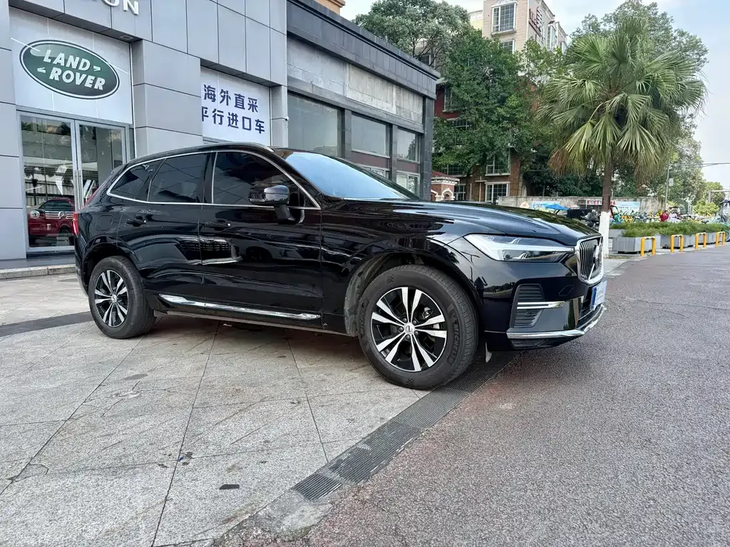 Volvo XC60 — фото 4