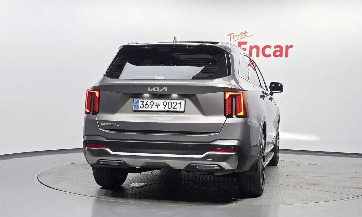 Kia Sorento — фото 6