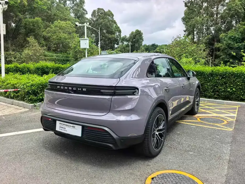 Porsche Macan EV — фото 9