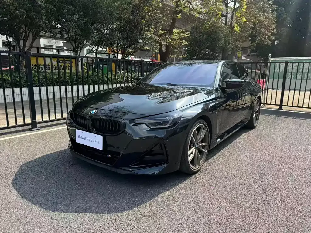 BMW M240i — фото 1