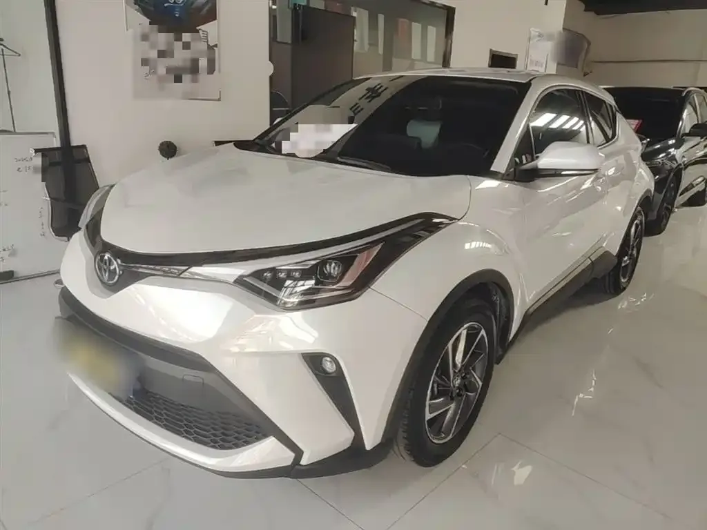 Toyota C-HR — фото 4