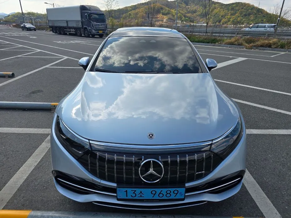 Mercedes-Benz EQS — фото 1