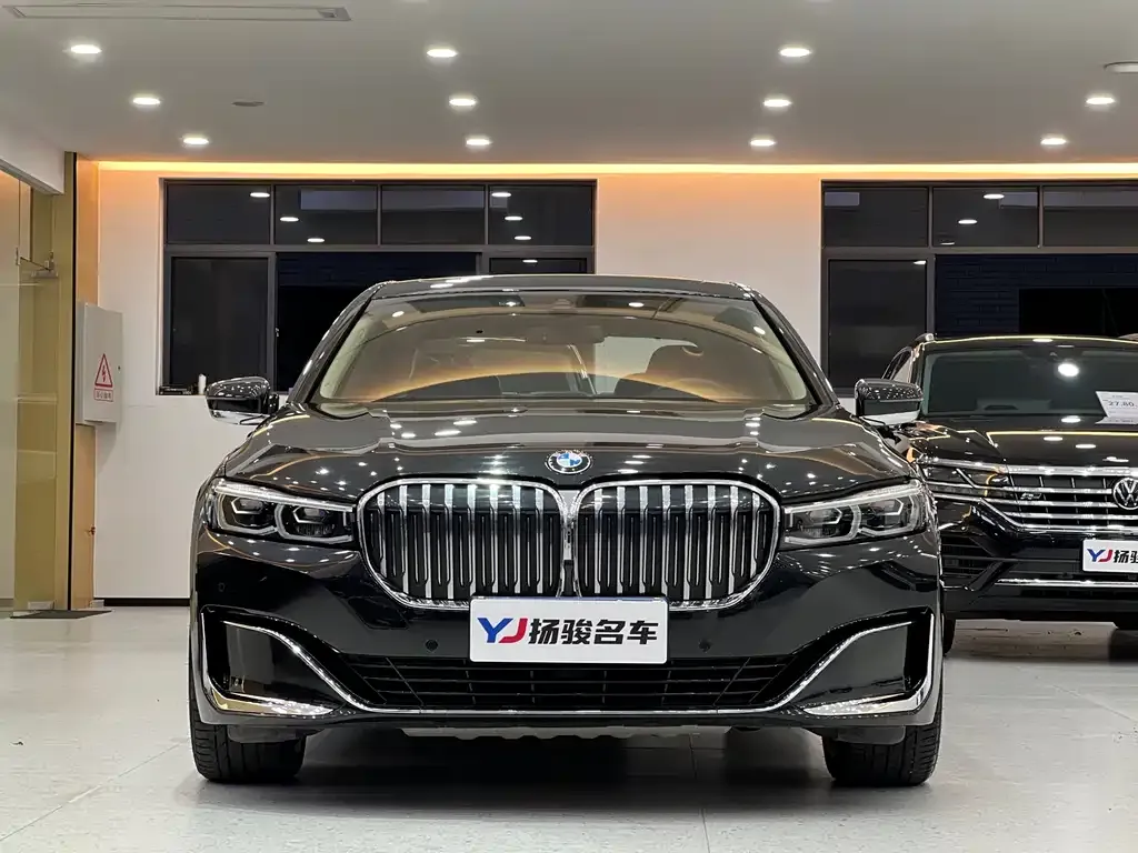 BMW 7 Series — фото 4