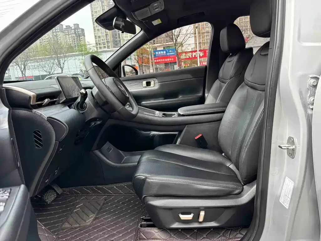 Wuling Xingguang S — фото 2