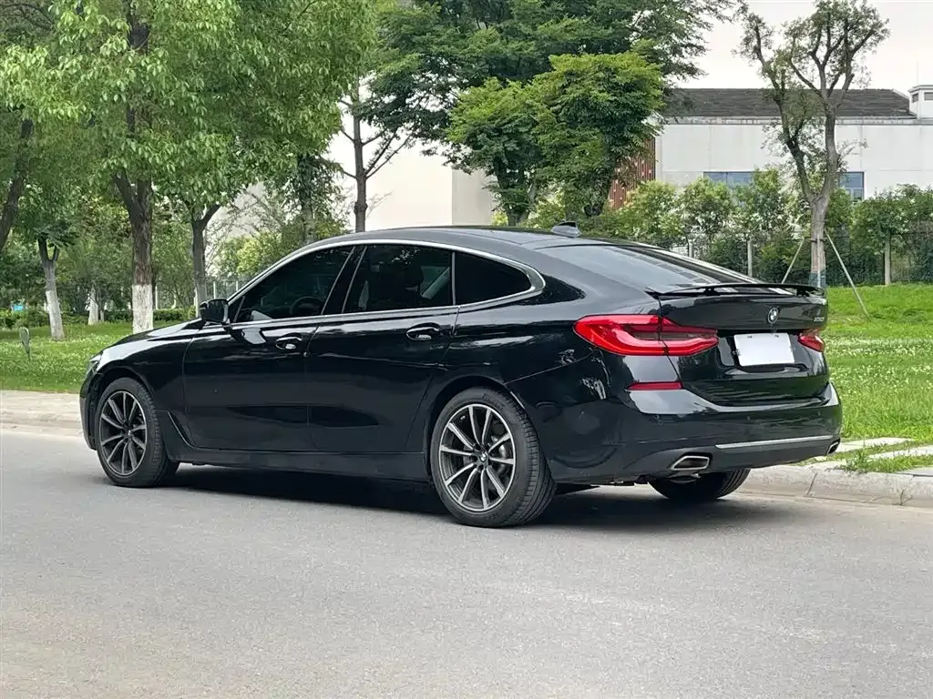 BMW 6 Series GT — фото 10