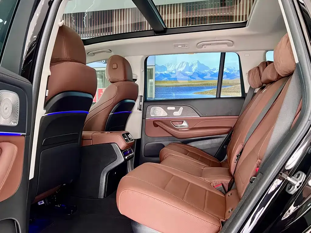 Mercedes-Benz GLS — фото 8