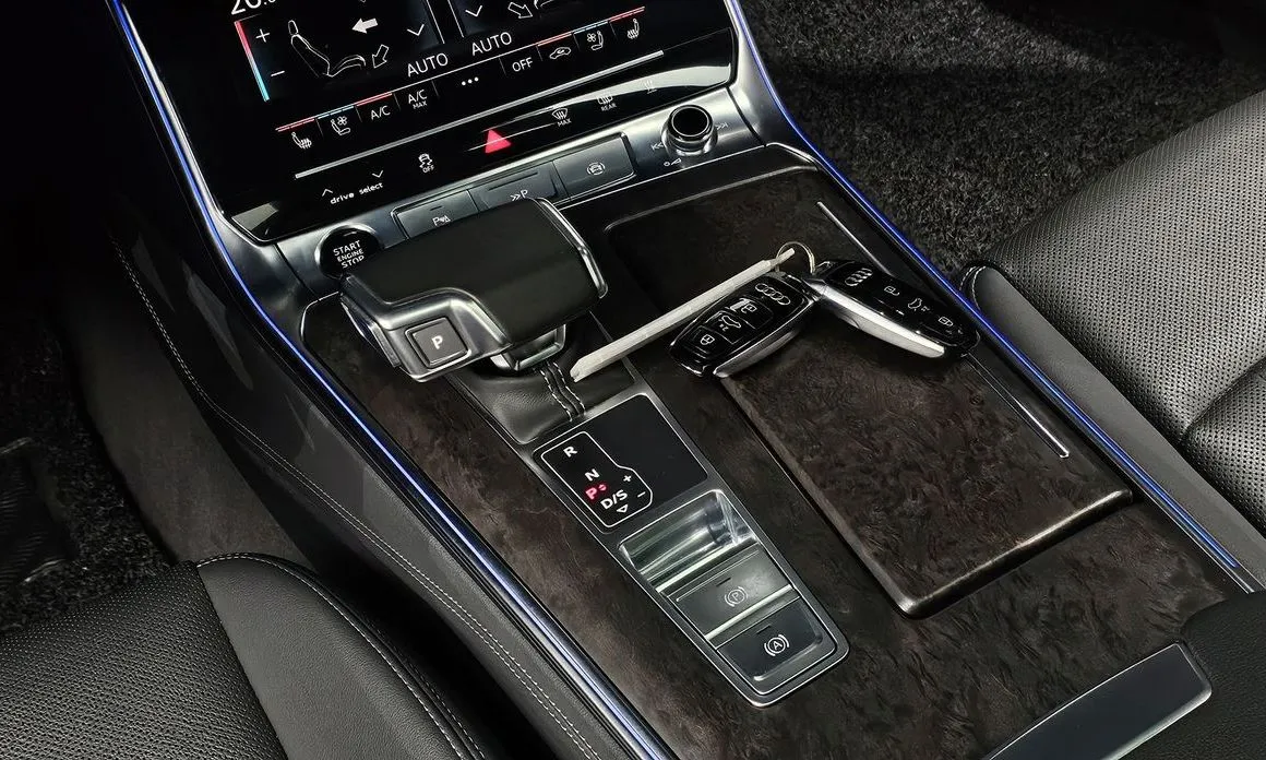 Audi A6 — фото 10