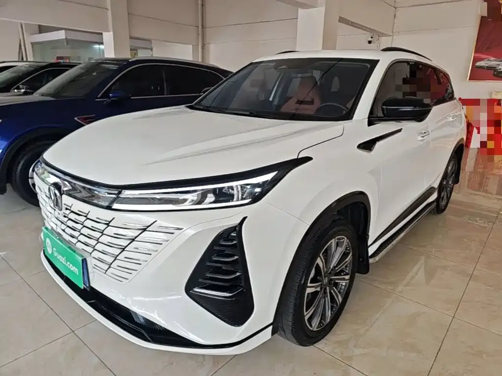 Changan CS75PLUS — фото 1