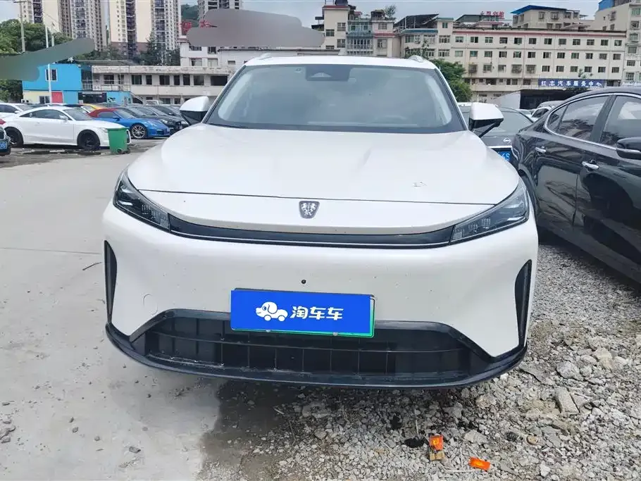 Roewe D5X DMH — фото 10