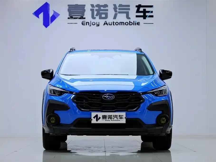 Subaru Crosstrek — фото 2