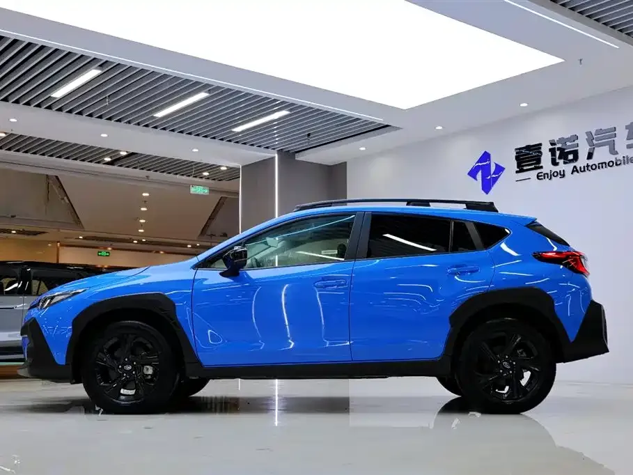 Subaru Crosstrek — фото 4