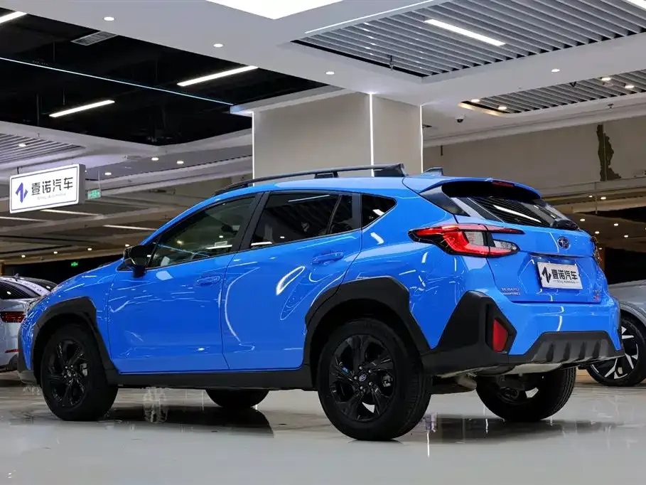 Subaru Crosstrek — фото 9