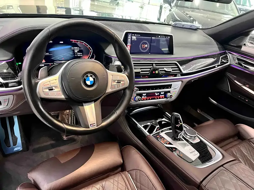 BMW 7 Series — фото 4