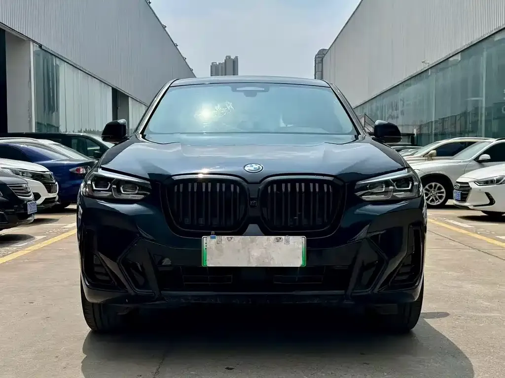BMW iX3 — фото 5