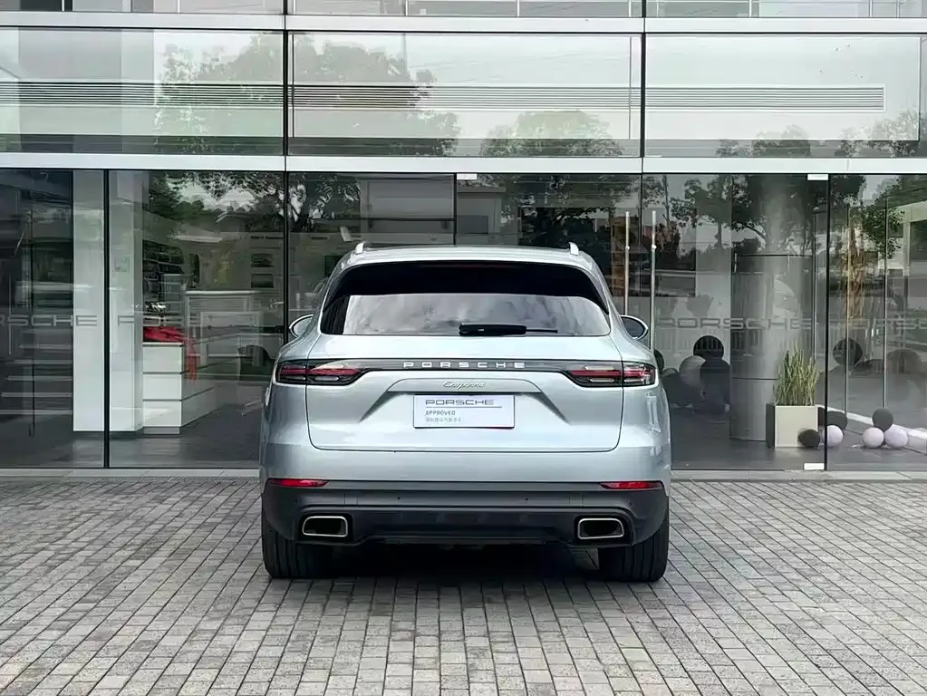 Porsche Cayenne — фото 3
