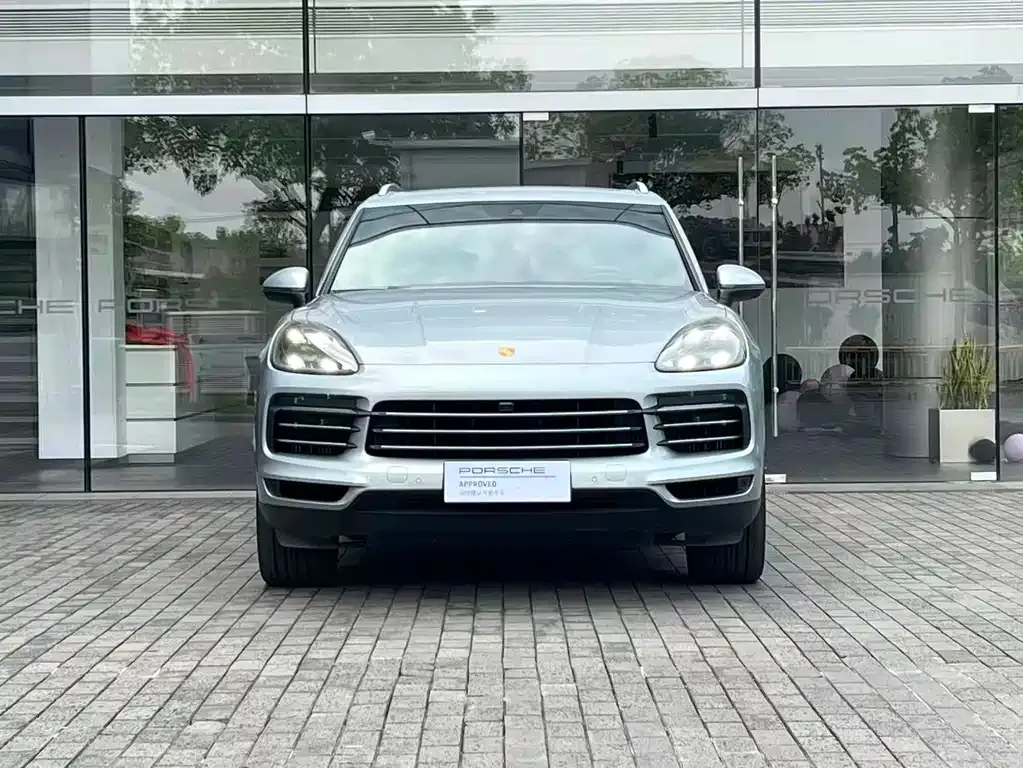 Porsche Cayenne — фото 5
