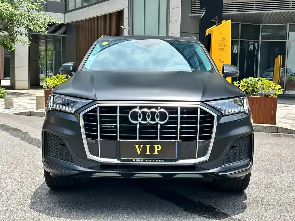 Audi Q7 — фото 9