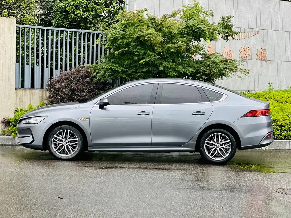 BYD Qin PLUS — фото 9